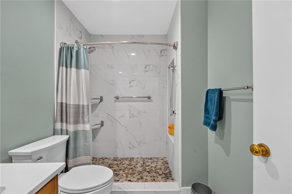 Photo 25 of 38 - 123 E Madison Street, Gardner, KS 66030