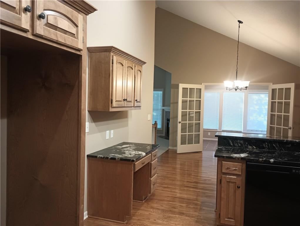 Photo 9 of 24 - 14121 W 152nd Terrace #4003, Olathe, KS 66062