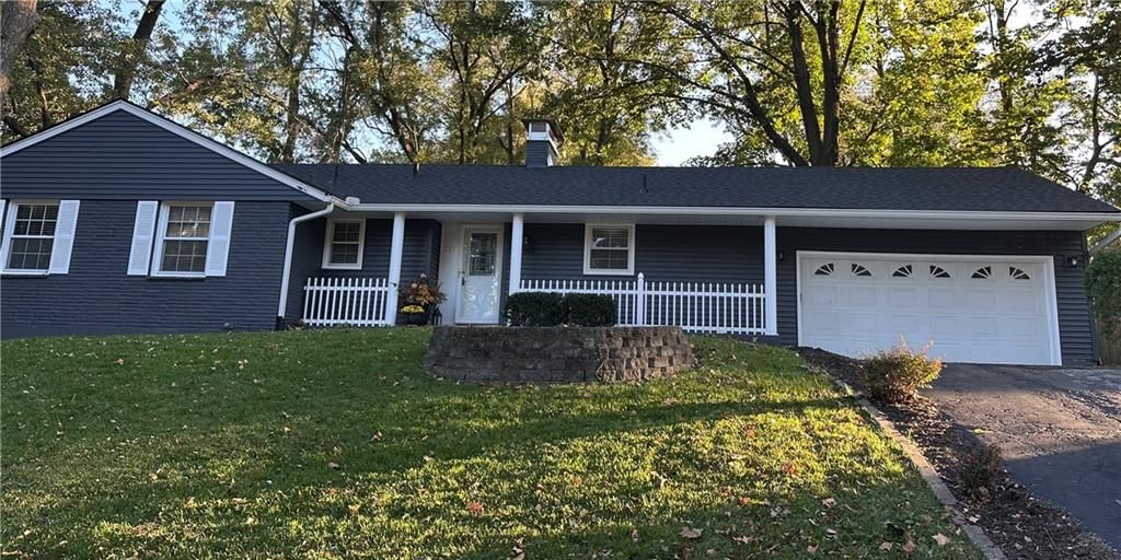 217 NW 43rd Street, Kansas City, MO