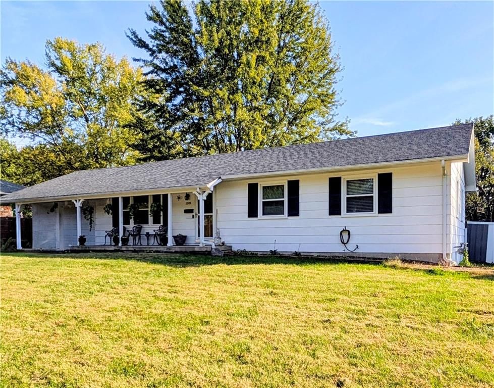 2205 Quail Street, Harrisonville, MO