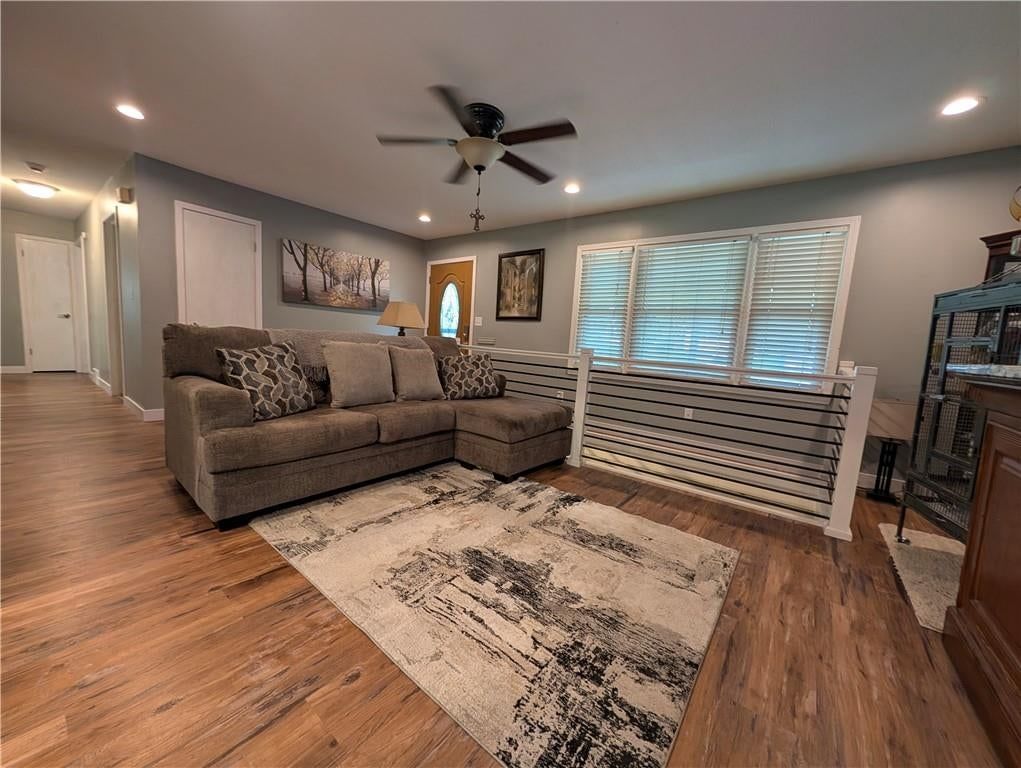 2205 Quail Street, Harrisonville, MO: listing photo 3