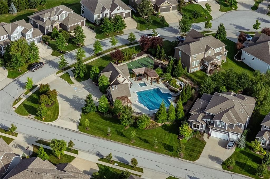 Photo 51 of 51 - 8810 W 165th Terrace, Overland Park, KS 66085