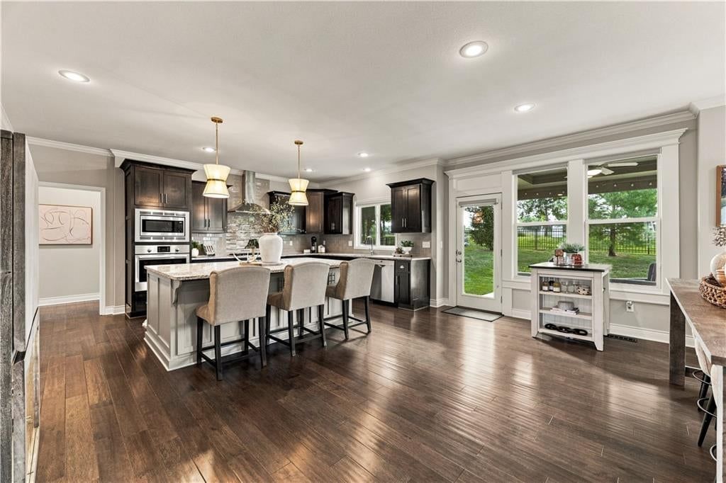 Photo 13 of 51, 8810 W 165th Terrace, Overland Park, KS 66085