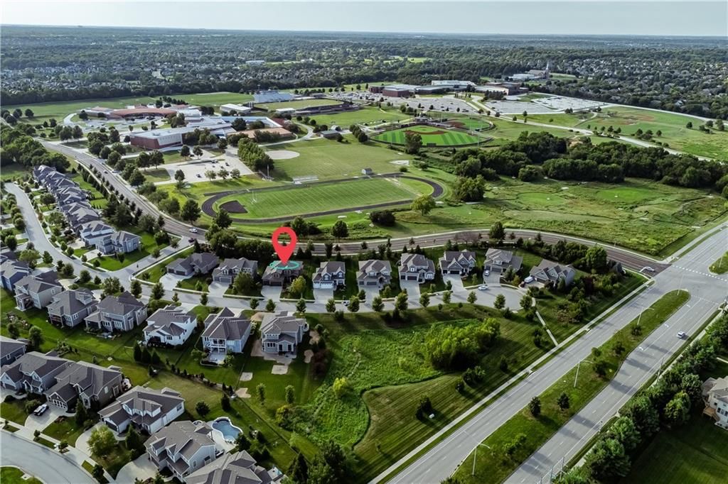 Photo 49 of 51 - 8810 W 165th Terrace, Overland Park, KS 66085