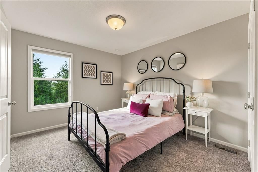 Photo 25 of 51, 8810 W 165th Terrace, Overland Park, KS 66085