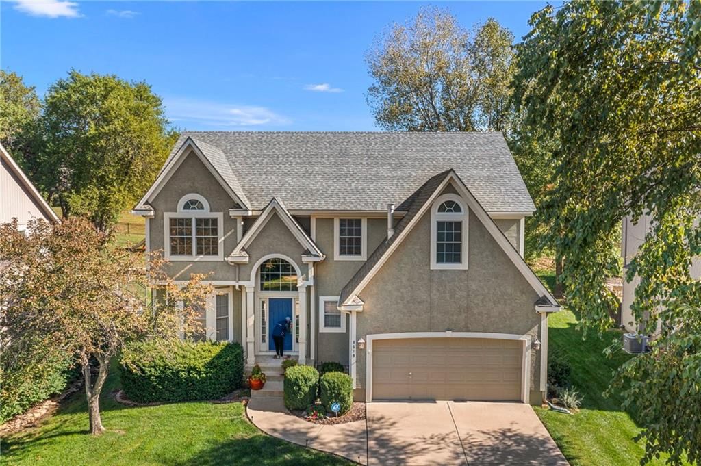 8519 HAVEN Street, Lenexa, KS: listing photo 2