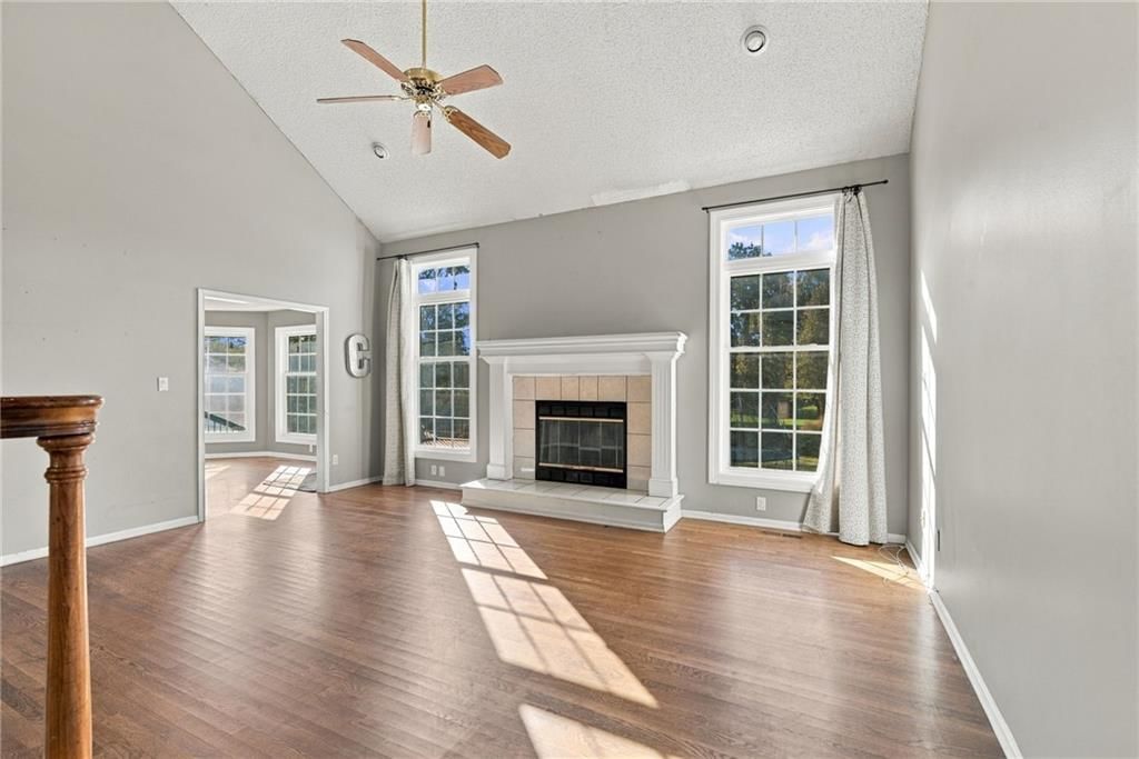 Tall ceilings, fireplace and open floor plan at 18107 E 51st Street Court, Independence, MO 64055