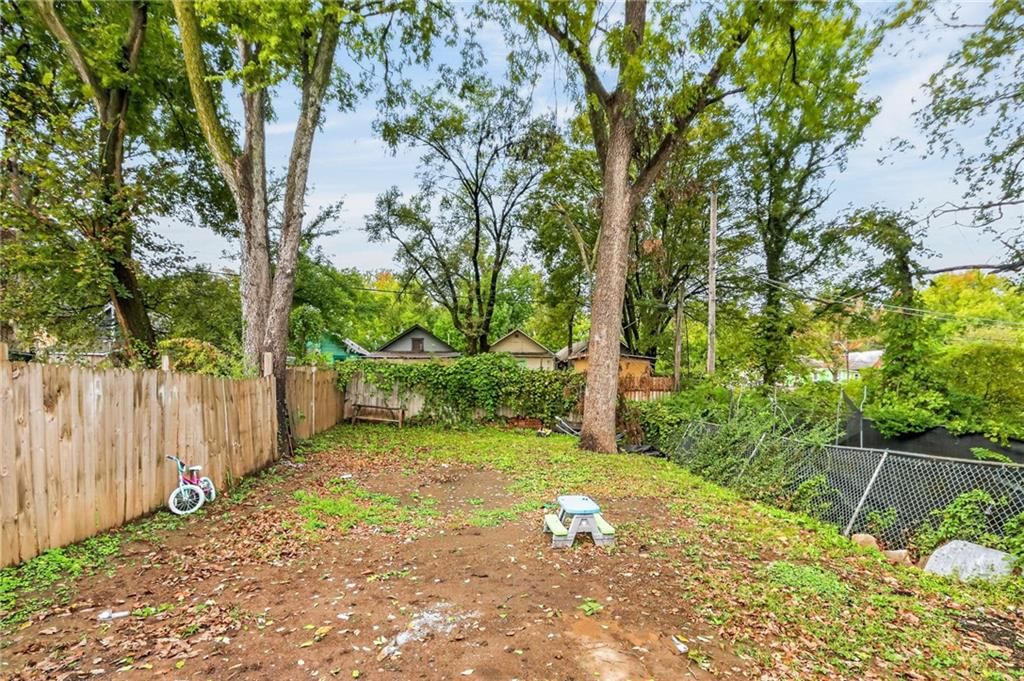 2610 Cypress Avenue, Kansas City, MO: listing photo 3