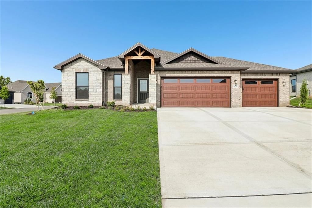18435 W 195th Terrace, Spring Hill, KS
