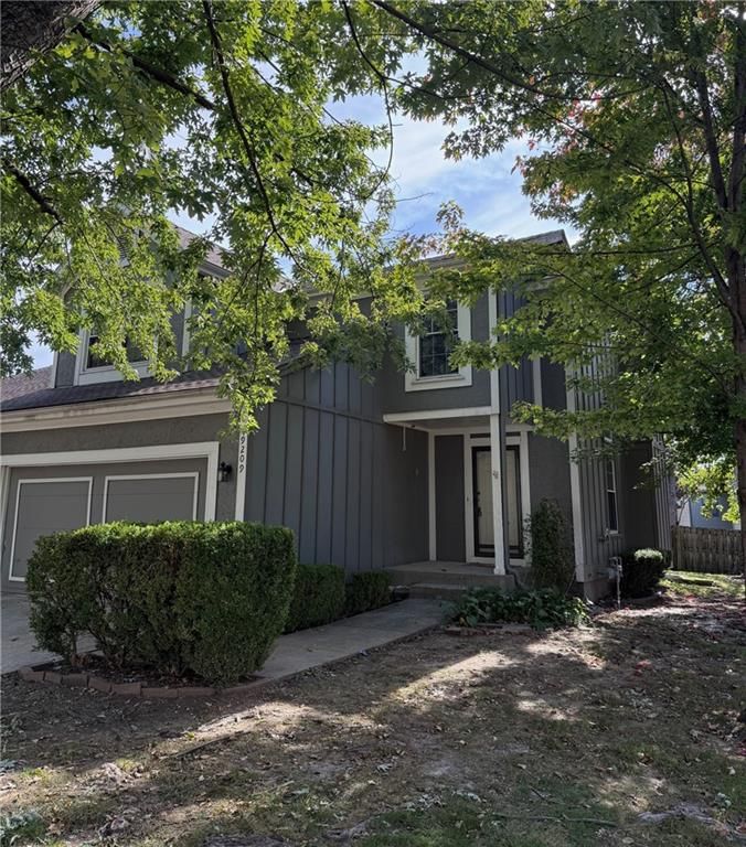 9209 W 121st Terrace, Overland Park, KS: listing photo 2