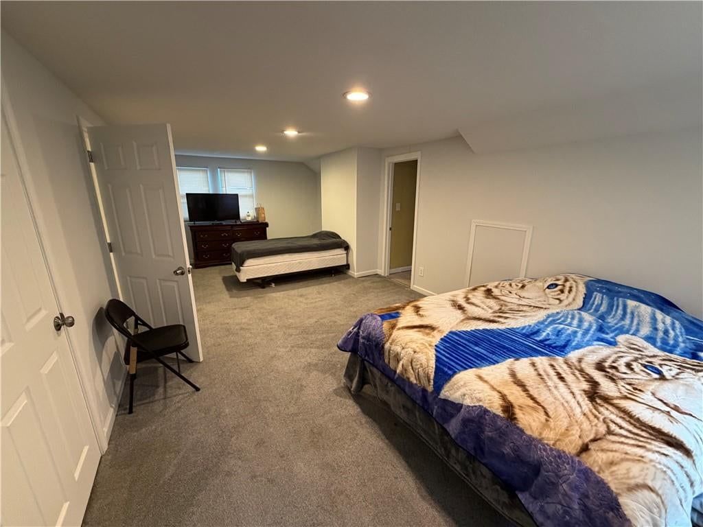 Photo 17 of 24 - 6664 Paseo Boulevard, Kansas City, MO 64132