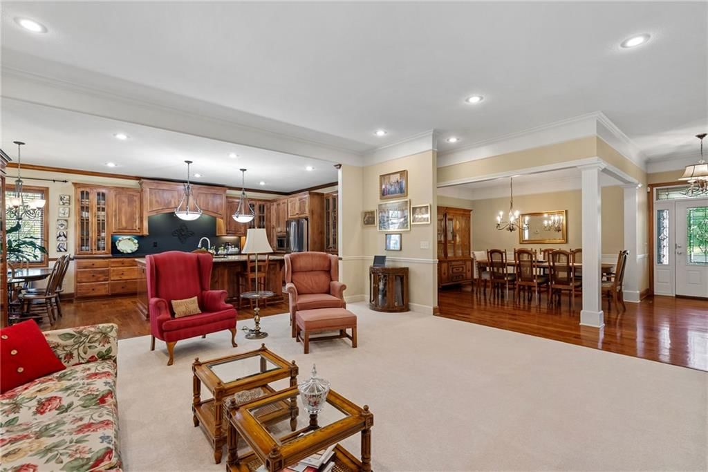 Photo 13 of 51 - 16008 Kessler Street, Overland Park, KS 66085