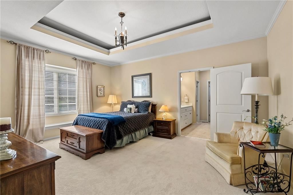 Photo 15 of 51, 16008 Kessler Street, Overland Park, KS 66085