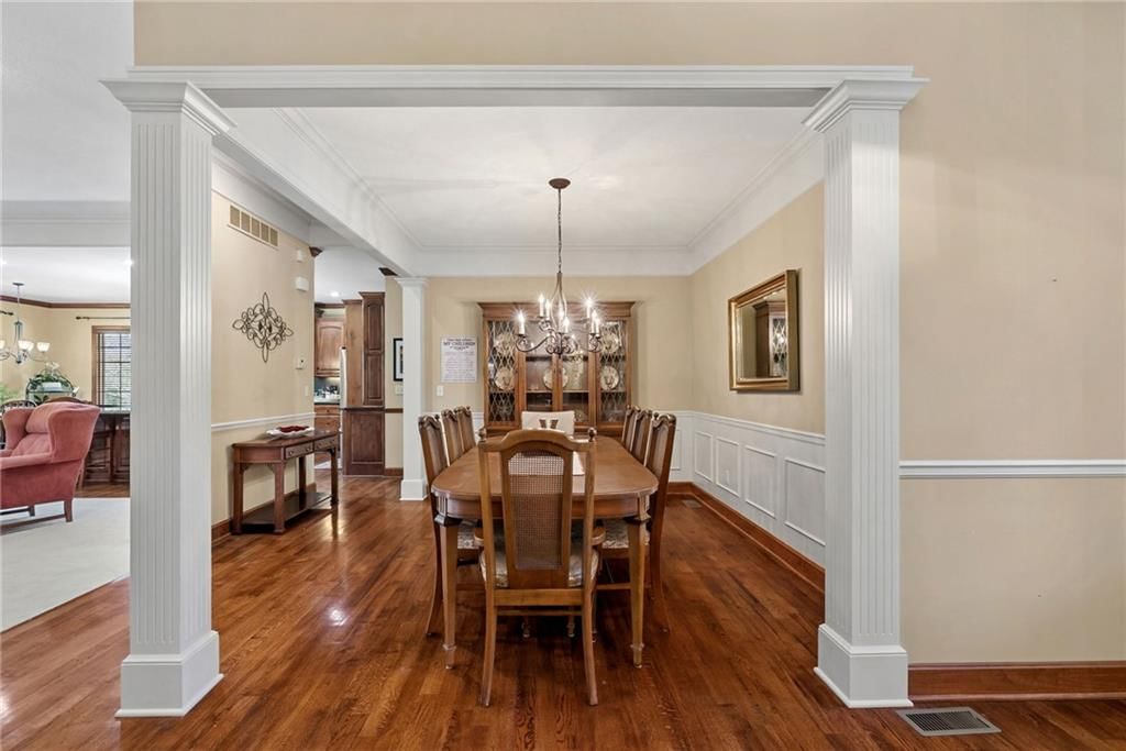 Photo 7 of 51 - 16008 Kessler Street, Overland Park, KS 66085