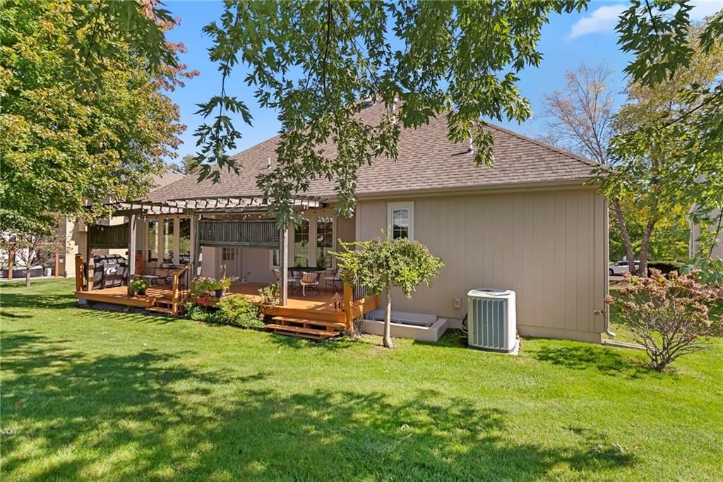 Photo 41 of 51 - 16008 Kessler Street, Overland Park, KS 66085