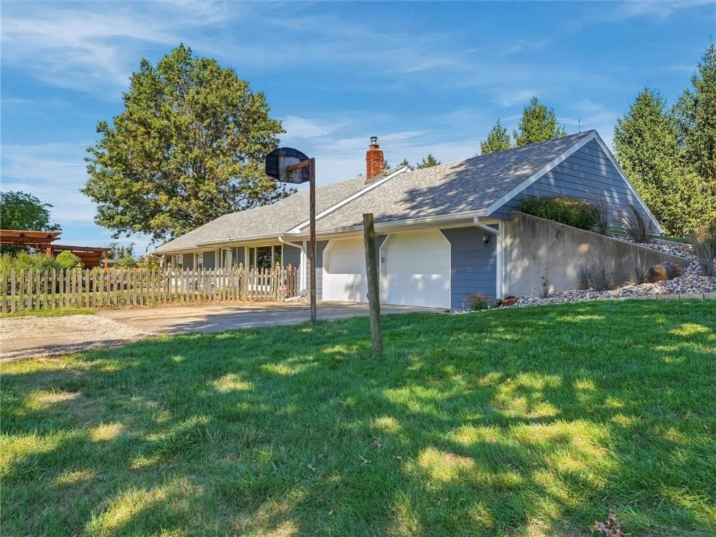 Photo 14 of 52, 17108 Old Bb Highway, Holt, MO 64048