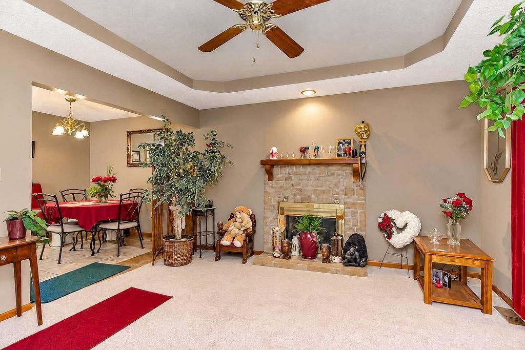 Photo 4 of 18 - 3644 N Euclid Avenue, Kansas City, MO 64116