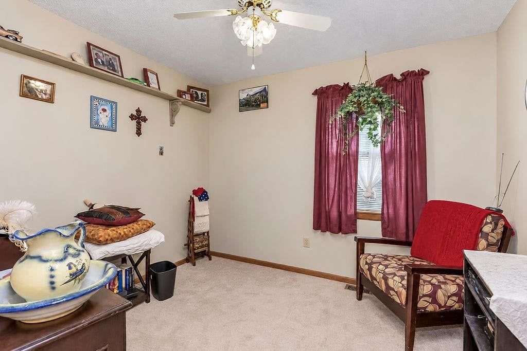 Photo 9 of 18 - 3644 N Euclid Avenue, Kansas City, MO 64116
