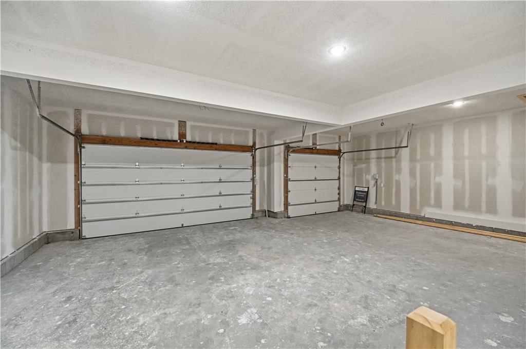 Photo 28 of 30 - 18370 W 195th Street