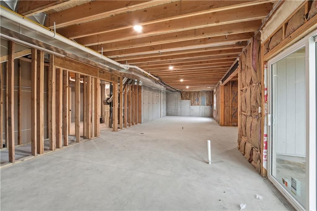 Photo 27 of 30 - 18370 W 195th Street