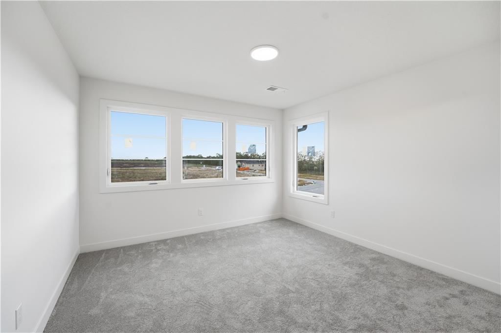 Photo 26 of 52 - 18640 W 195th Street