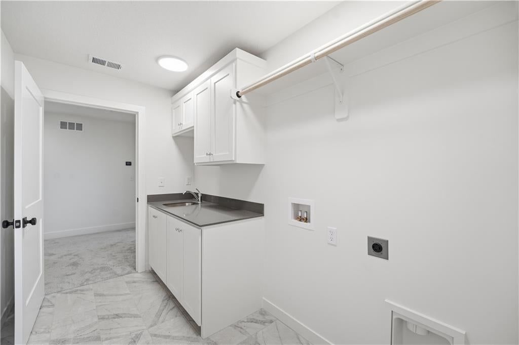 Photo 48 of 52 - 18640 W 195th Street