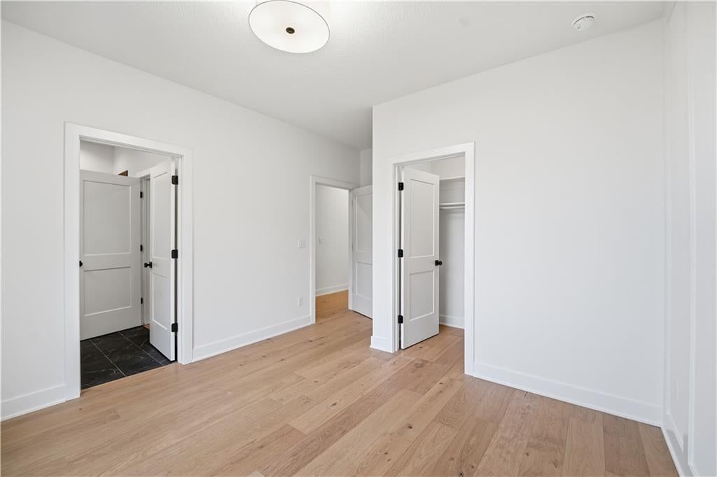 Photo 20 of 52 - 18640 W 195th Street