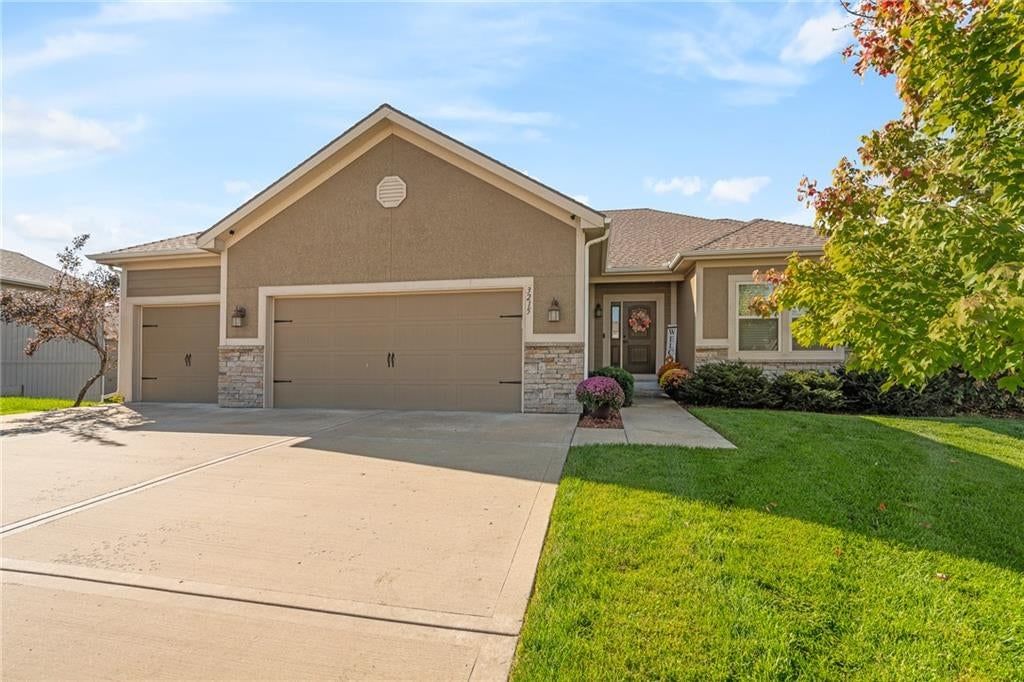 3215 NE 79th Street, Kansas City, MO