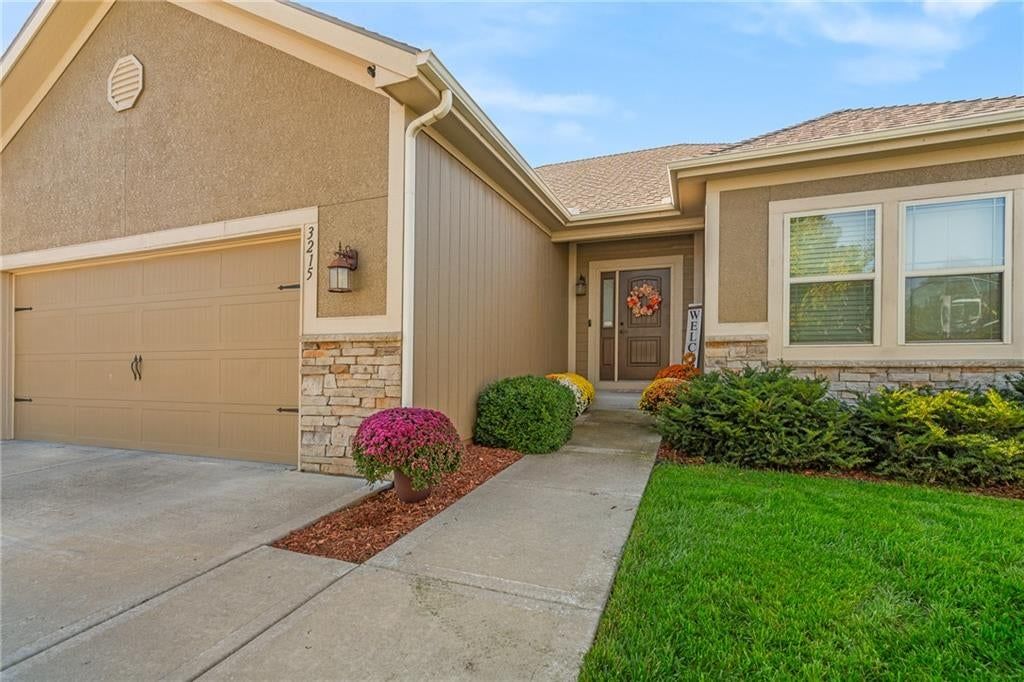 3215 NE 79th Street, Kansas City, MO: listing photo 2