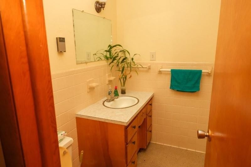 Photo 18 of 34 - 616 J Street, Creighton, MO 64739