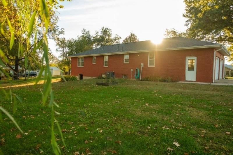 Photo 30 of 34, 616 J Street, Creighton, MO 64739