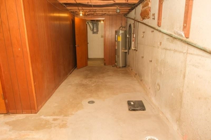 Photo 23 of 34 - 616 J Street, Creighton, MO 64739
