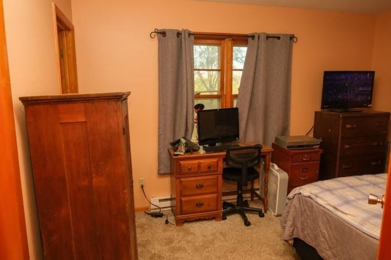 Photo 16 of 34 - 616 J Street, Creighton, MO 64739