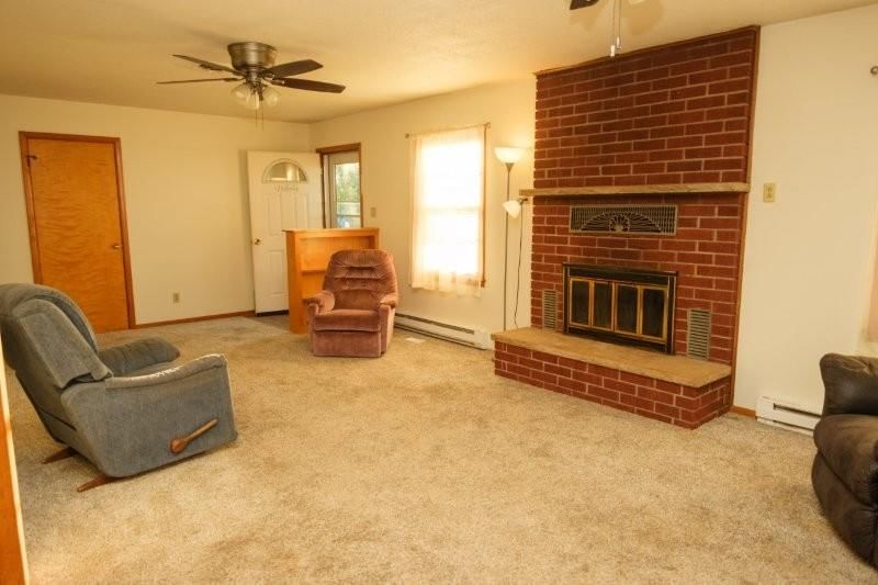 Photo 7 of 34 - 616 J Street, Creighton, MO 64739