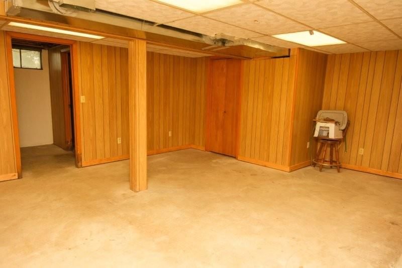 Photo 21 of 34 - 616 J Street, Creighton, MO 64739