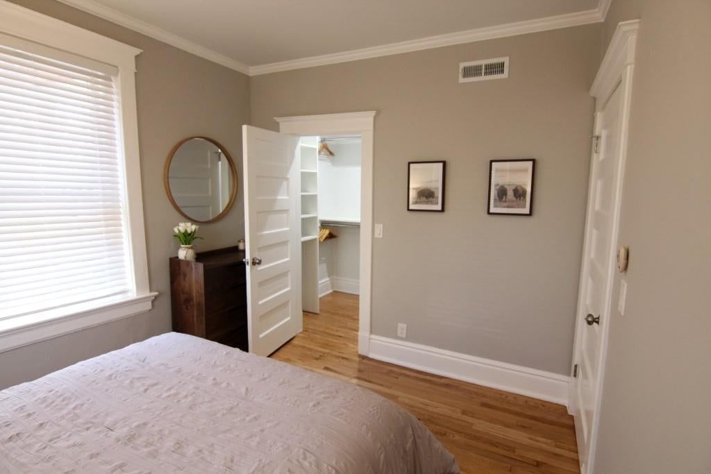 Photo 41 of 54 - 901 E 39th Street, Kansas City, MO 64109