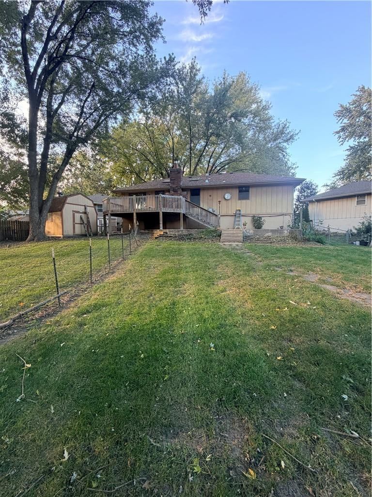 Big backyard, fenced yard and chain-link fence at 524 NE Stonewall Drive, Blue Springs, MO 64014