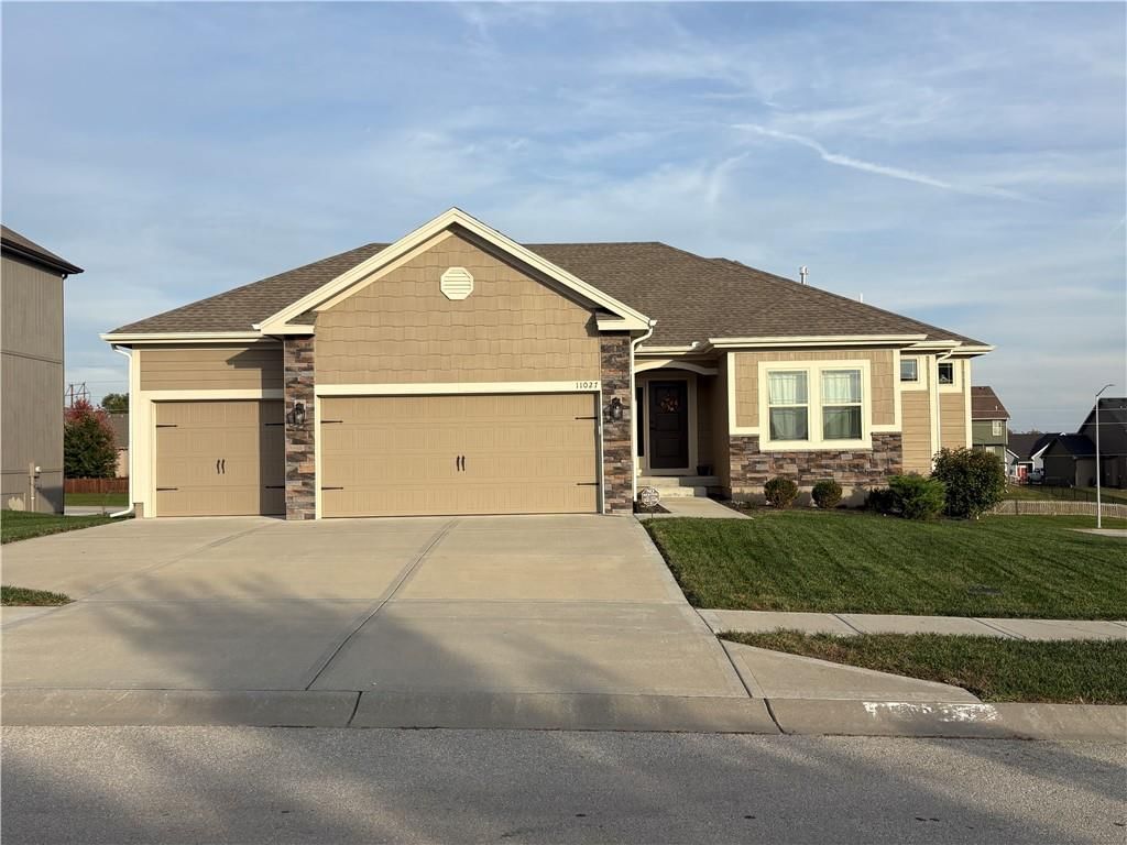 11027 N Crystal Avenue, Kansas City, MO