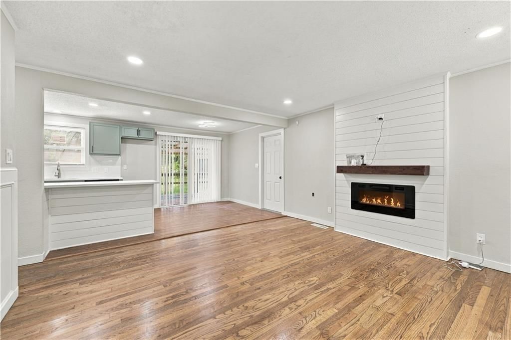 8507 Eastern Avenue, Kansas City, MO: listing photo 2
