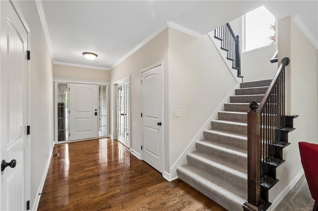 14250 NW 68th Street, Parkville, MO: listing photo 3