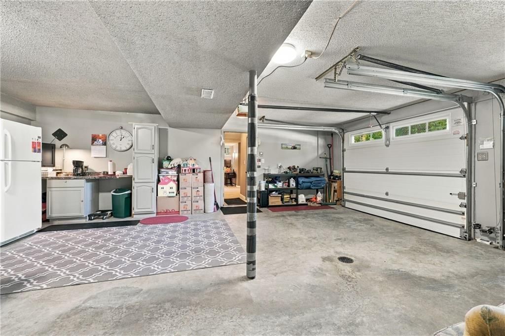 Photo 27 of 34 - 1212 SW Eastman Street, Blue Springs, MO 64015