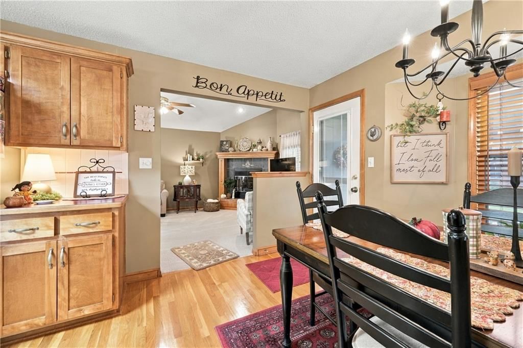 Photo 11 of 34 - 1212 SW Eastman Street, Blue Springs, MO 64015