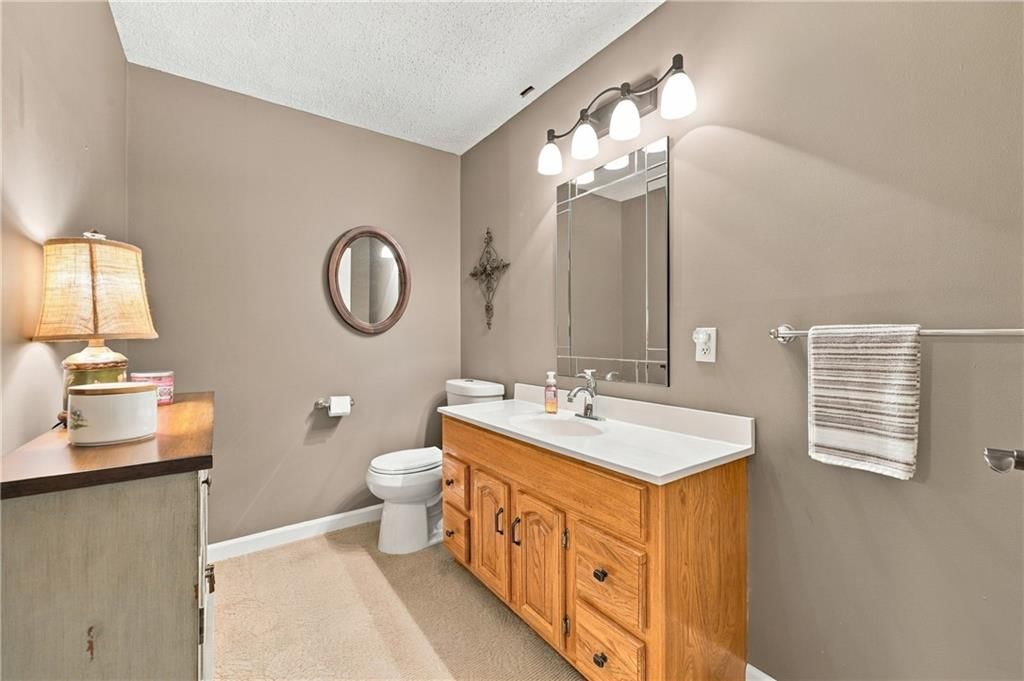 Photo 24 of 34 - 1212 SW Eastman Street, Blue Springs, MO 64015