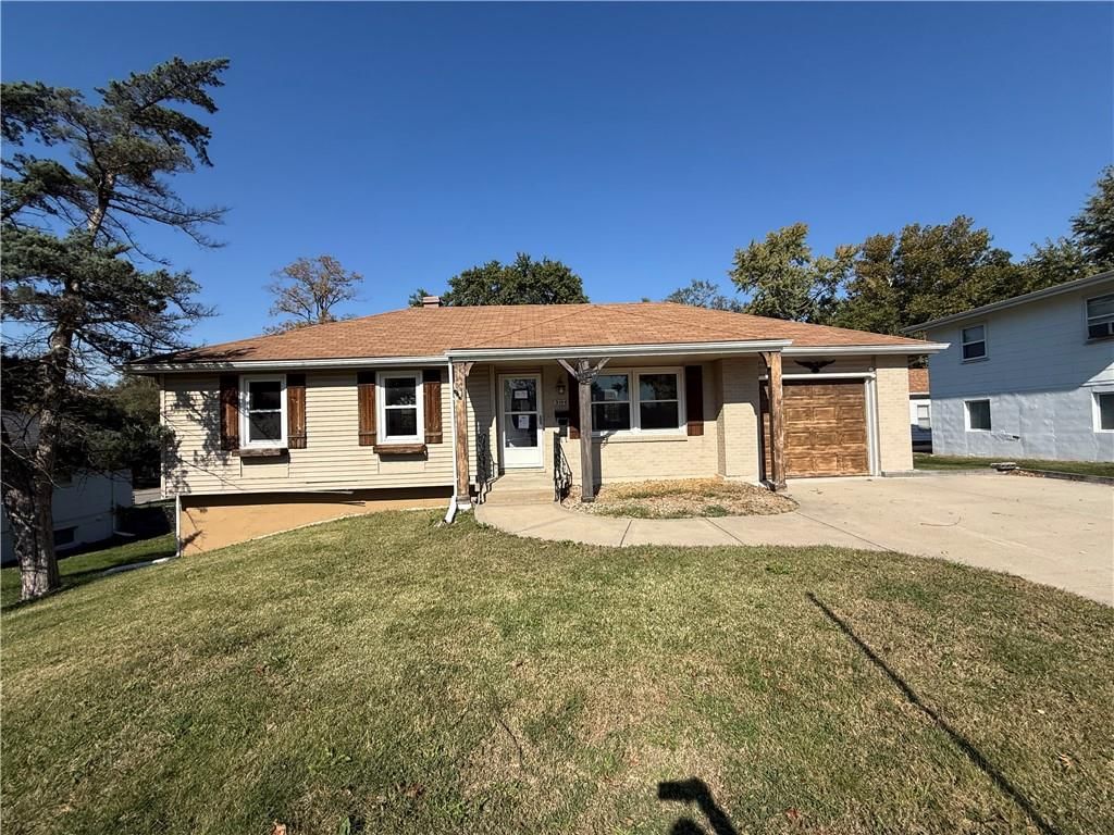 3104 NE 66th Terrace, Gladstone, MO