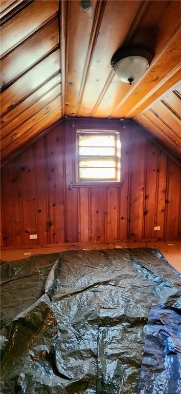 Ceiling beams at 4038 N Cleveland Avenue, Kansas City, MO 64117
