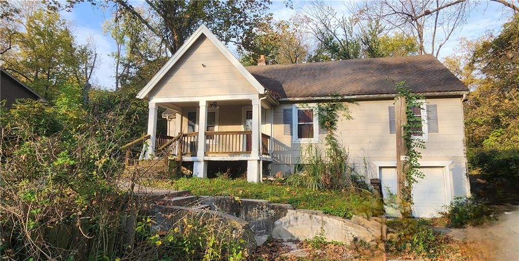 Photo 16 of 16 - 4038 N Cleveland Avenue, Kansas City, MO 64117