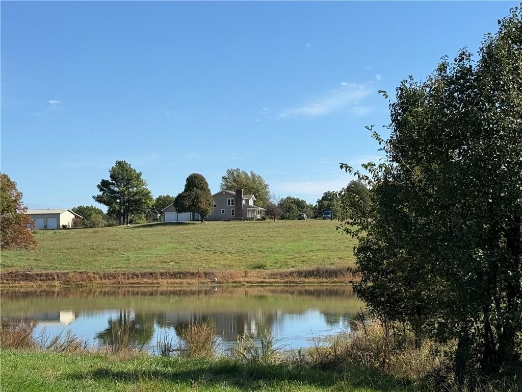 12014 214th Street, Linwood, KS
