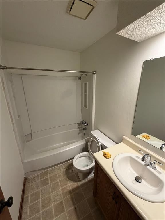 Tile floors at 4316 Jarboe Street, Kansas City, MO 64111