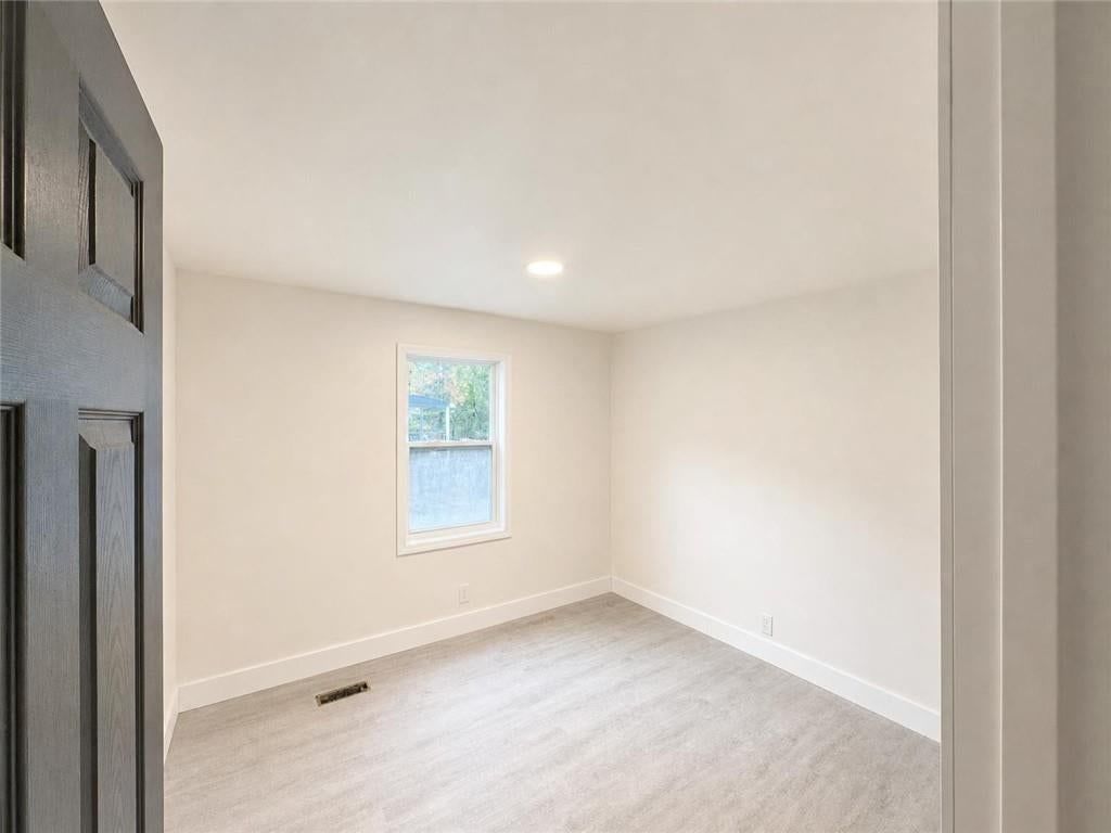 5345 Park Avenue, Kansas City, MO: listing photo 2