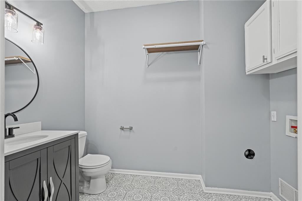 Tile floors at 1122 E Frontier Drive, Olathe, KS 66062